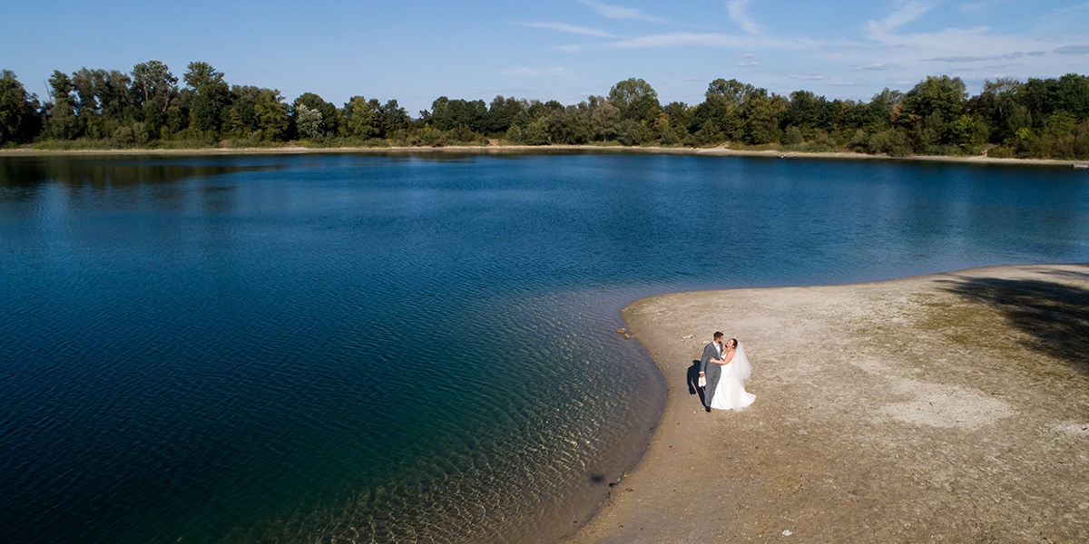 Drohnenfoto Hochzeit am See